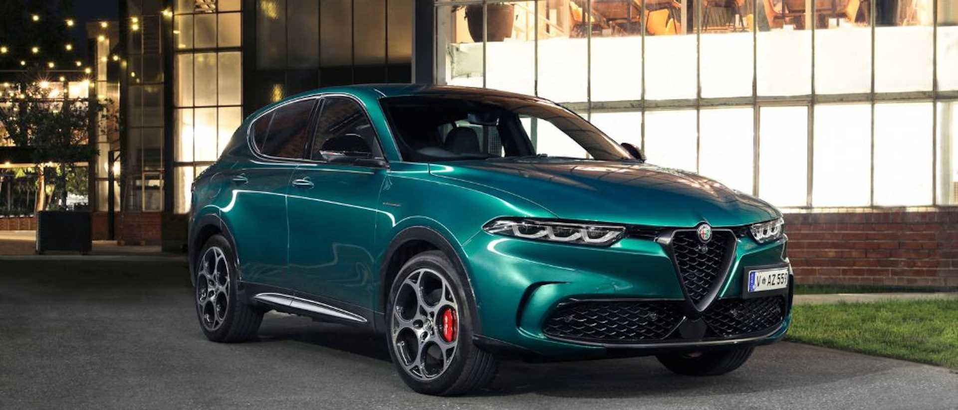 2023 Alfa Romeo Tonale Review: Hybrid and Veloce Review, Price, and ...